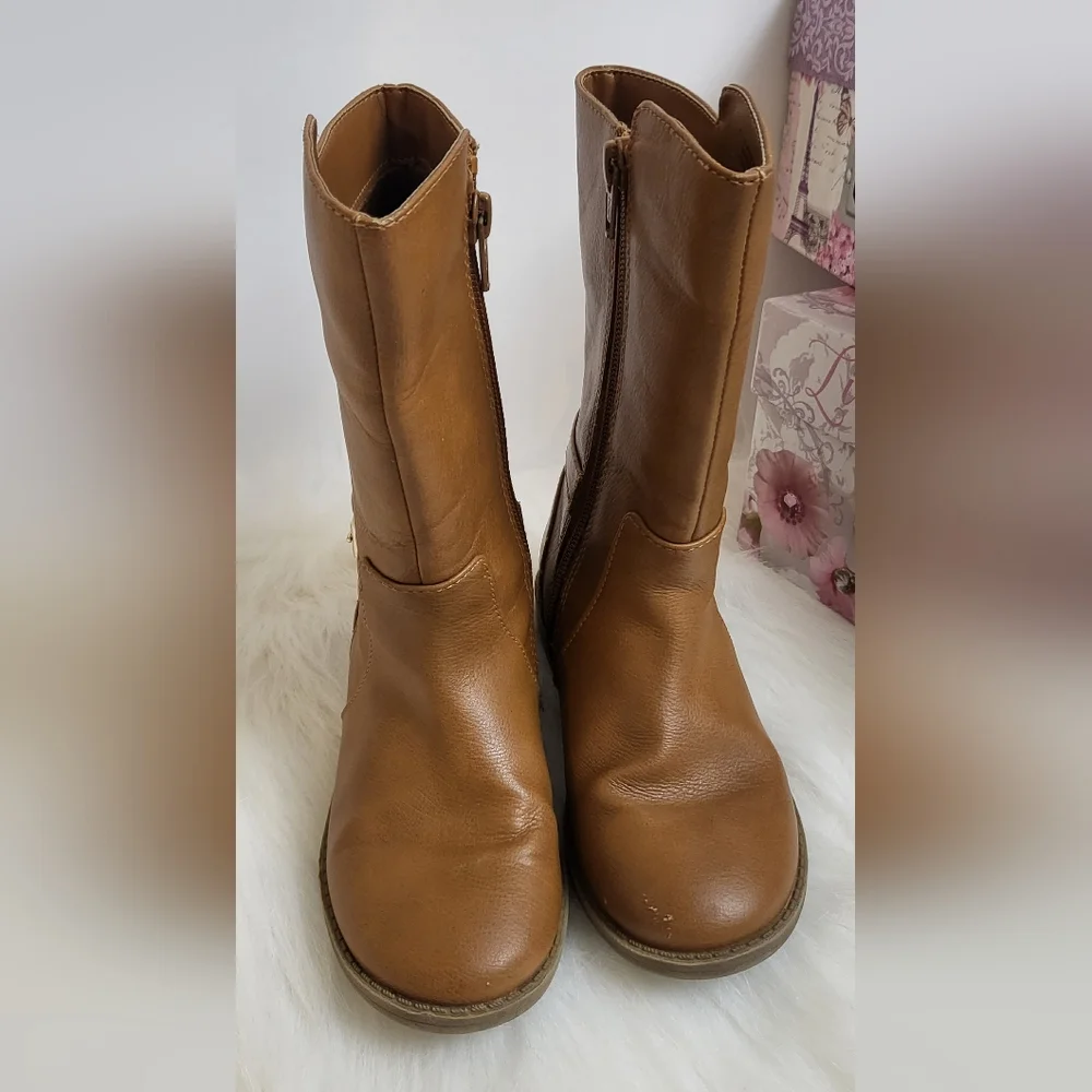 The Children's Place girl brown boots size 11